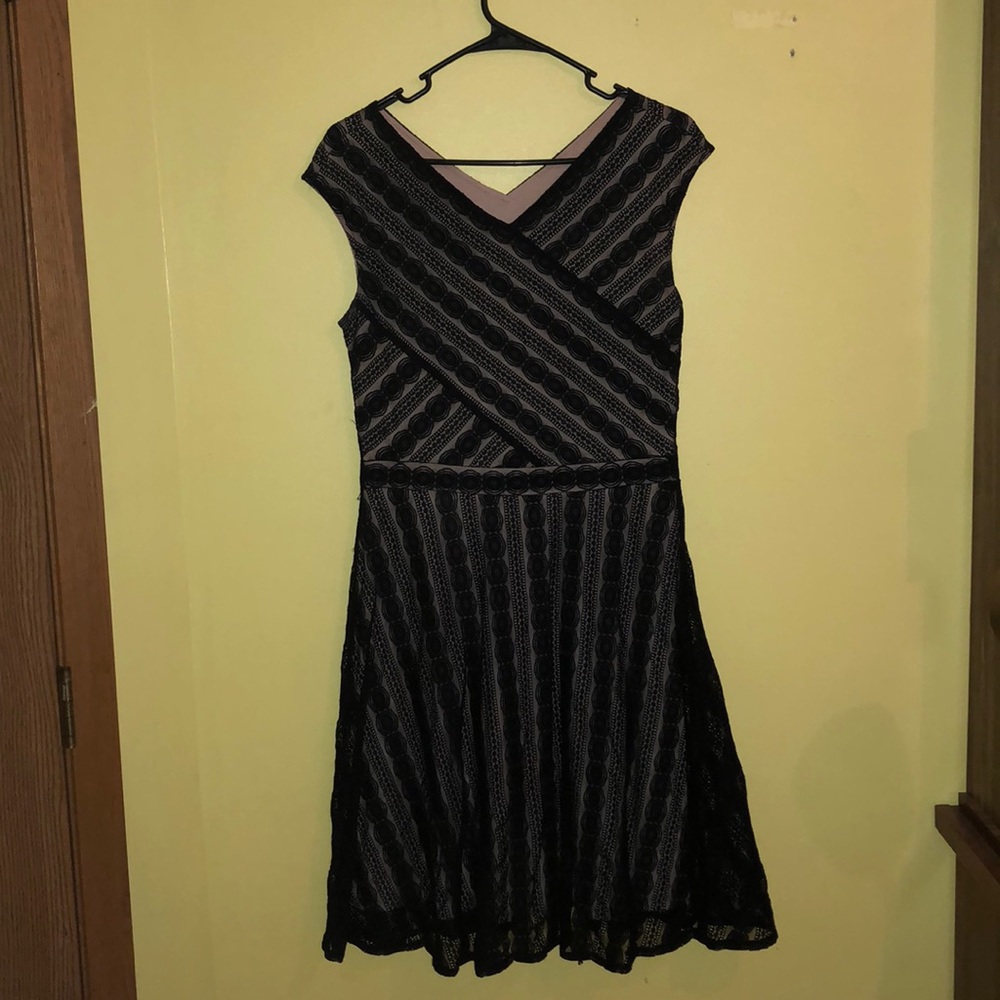 Black and Nude lace dress size 8